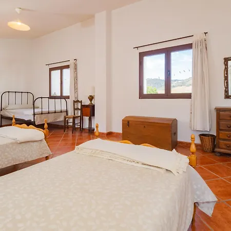 Cubo's La Cimada 5 Pax Bed&breakfast *